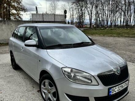 Серый Шкода Фабия, объемом двигателя 1.6 л и пробегом 291 тыс. км за 5500 $, фото 1 на Automoto.ua