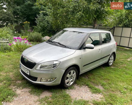 Серый Шкода Фабия, объемом двигателя 1.2 л и пробегом 157 тыс. км за 5000 $, фото 1 на Automoto.ua