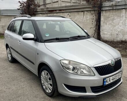 Серый Шкода Фабия, объемом двигателя 1.4 л и пробегом 195 тыс. км за 6000 $, фото 1 на Automoto.ua