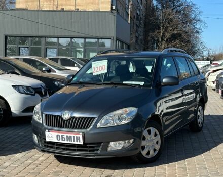 Сірий Шкода Фабія, об'ємом двигуна 1.2 л та пробігом 212 тис. км за 6500 $, фото 1 на Automoto.ua