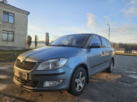 Сірий Шкода Фабія, об'ємом двигуна 1.4 л та пробігом 240 тис. км за 5500 $, фото 1 на Automoto.ua