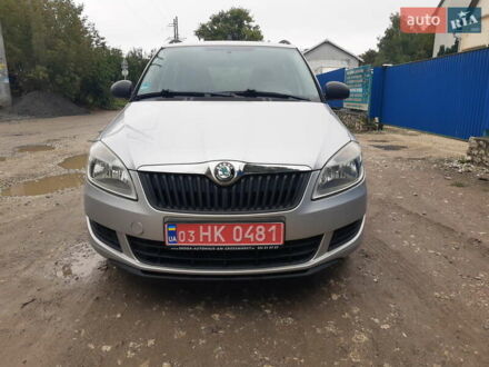 Серый Шкода Фабия, объемом двигателя 1.39 л и пробегом 181 тыс. км за 6350 $, фото 1 на Automoto.ua