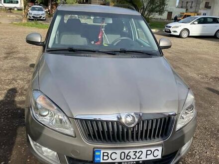 Серый Шкода Фабия, объемом двигателя 1.2 л и пробегом 154 тыс. км за 6700 $, фото 1 на Automoto.ua