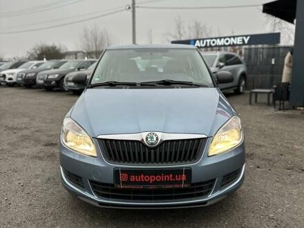 Серый Шкода Фабия, объемом двигателя 1.2 л и пробегом 199 тыс. км за 5700 $, фото 1 на Automoto.ua