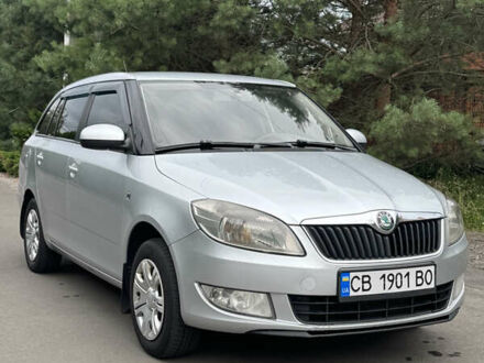 Сірий Шкода Фабія, об'ємом двигуна 1.39 л та пробігом 224 тис. км за 5250 $, фото 1 на Automoto.ua