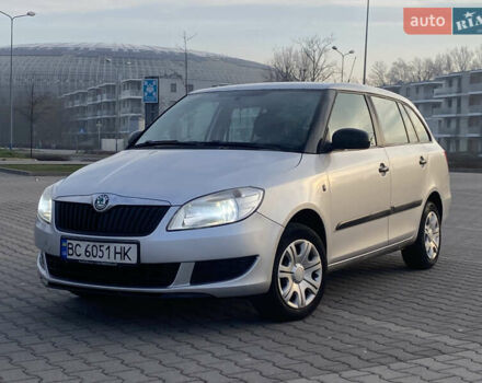 Серый Шкода Фабия, объемом двигателя 1.6 л и пробегом 278 тыс. км за 4400 $, фото 1 на Automoto.ua