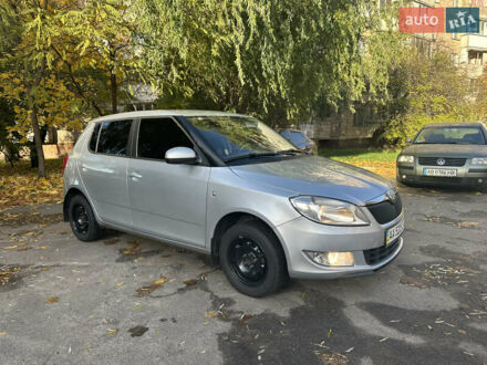Шкода Фабия 2011 в Киеве на Automoto.ua Серый Шкода Фабия, объемом двигателя 1.4 л и пробегом 258 тыс. км за 5200 $, фото 1 на Automoto.ua
