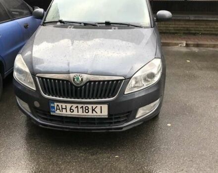 Серый Шкода Фабия, объемом двигателя 1.2 л и пробегом 150 тыс. км за 6000 $, фото 1 на Automoto.ua