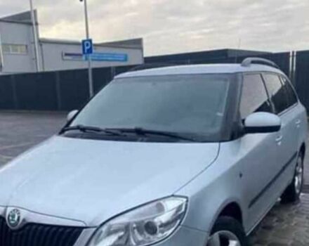 Сірий Шкода Фабія, об'ємом двигуна 0 л та пробігом 3 тис. км за 500 $, фото 1 на Automoto.ua