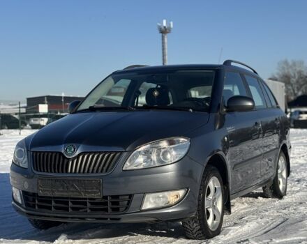 Серый Шкода Фабия, объемом двигателя 0 л и пробегом 150 тыс. км за 5799 $, фото 1 на Automoto.ua