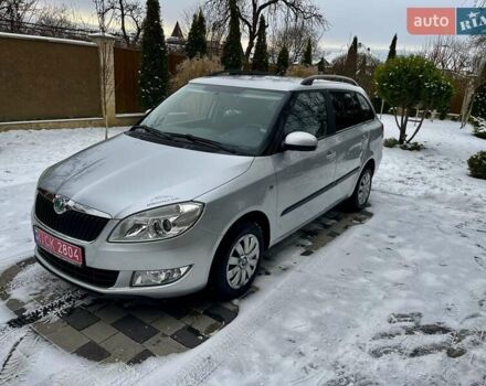Сірий Шкода Фабія, об'ємом двигуна 1.2 л та пробігом 196 тис. км за 5999 $, фото 1 на Automoto.ua