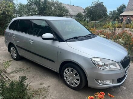 Сірий Шкода Фабія, об'ємом двигуна 1.6 л та пробігом 265 тис. км за 4500 $, фото 1 на Automoto.ua