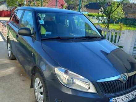 Сірий Шкода Фабія, об'ємом двигуна 1.6 л та пробігом 274 тис. км за 5200 $, фото 1 на Automoto.ua