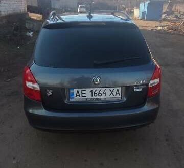 Серый Шкода Фабия, объемом двигателя 1.2 л и пробегом 201 тыс. км за 5999 $, фото 1 на Automoto.ua