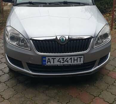 Сірий Шкода Фабія, об'ємом двигуна 1.6 л та пробігом 205 тис. км за 6650 $, фото 1 на Automoto.ua