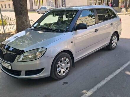 Шкода Фабія 2012 у Ямпіль на Automoto.ua Сірий Шкода Фабія, об'ємом двигуна 1.6 л та пробігом 251 тис. км за 6400 $, фото 1 на Automoto.ua