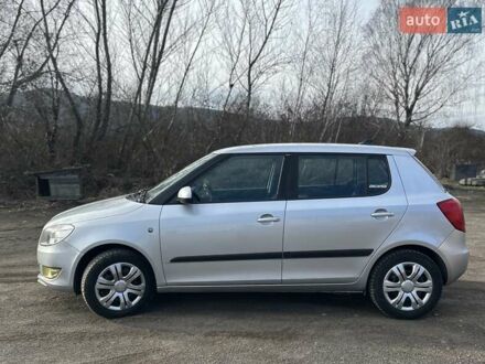 Шкода Фабія 2012 у Хусте на Automoto.ua Сірий Шкода Фабія, об'ємом двигуна 1.2 л та пробігом 221 тис. км за 6300 $, фото 1 на Automoto.ua