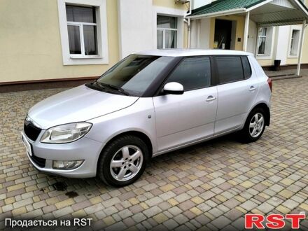 Шкода Фабия 2012 в Полтаве на Automoto.ua Серый Шкода Фабия, объемом двигателя 1.4 л и пробегом 180 тыс. км за 4950 $, фото 1 на Automoto.ua