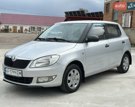 Серый Шкода Фабия, объемом двигателя 1.39 л и пробегом 205 тыс. км за 5800 $, фото 1 на Automoto.ua