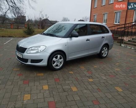 Сірий Шкода Фабія, об'ємом двигуна 1.6 л та пробігом 270 тис. км за 4950 $, фото 1 на Automoto.ua