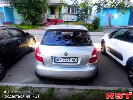 Шкода Фабия 2012 в Харькове на Automoto.ua Серый Шкода Фабия, объемом двигателя 1.4 л и пробегом 41 тыс. км за 6500 $, фото 1 на Automoto.ua