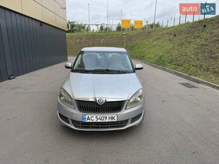 Серый Шкода Фабия, объемом двигателя 1.39 л и пробегом 306 тыс. км за 2950 $, фото 1 на Automoto.ua