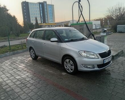 Серый Шкода Фабия, объемом двигателя 1.2 л и пробегом 207 тыс. км за 6100 $, фото 1 на Automoto.ua