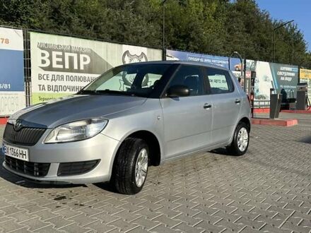 Шкода Фабия 2013 в Тернополе на Automoto.ua Серый Шкода Фабия, объемом двигателя 1.6 л и пробегом 159 тыс. км за 6250 $, фото 1 на Automoto.ua