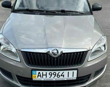 Сірий Шкода Фабія, об'ємом двигуна 1.2 л та пробігом 31 тис. км за 8000 $, фото 1 на Automoto.ua