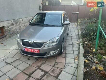 Серый Шкода Фабия, объемом двигателя 0 л и пробегом 182 тыс. км за 5850 $, фото 1 на Automoto.ua