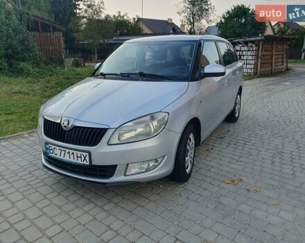 Сірий Шкода Фабія, об'ємом двигуна 1.6 л та пробігом 223 тис. км за 5900 $, фото 1 на Automoto.ua