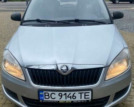 Серый Шкода Фабия, объемом двигателя 1.4 л и пробегом 250 тыс. км за 5000 $, фото 1 на Automoto.ua