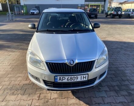 Серый Шкода Фабия, объемом двигателя 1.6 л и пробегом 203 тыс. км за 5500 $, фото 1 на Automoto.ua