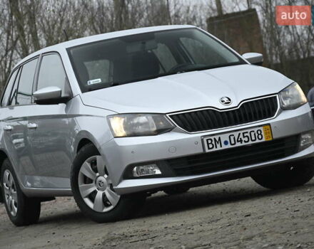 Серый Шкода Фабия, объемом двигателя 1.4 л и пробегом 238 тыс. км за 8400 $, фото 1 на Automoto.ua