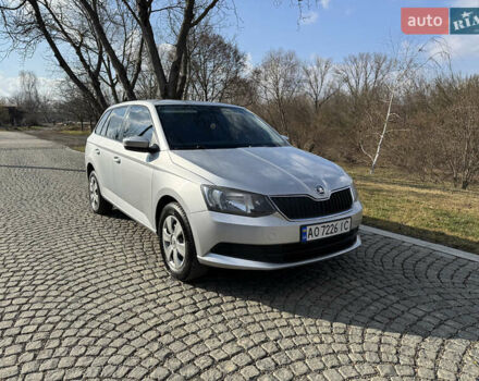 Серый Шкода Фабия, объемом двигателя 1.42 л и пробегом 268 тыс. км за 7200 $, фото 1 на Automoto.ua