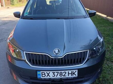 Серый Шкода Фабия, объемом двигателя 1.42 л и пробегом 180 тыс. км за 8400 $, фото 1 на Automoto.ua