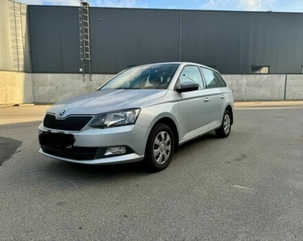 Серый Шкода Фабия, объемом двигателя 1 л и пробегом 204 тыс. км за 6800 $, фото 1 на Automoto.ua