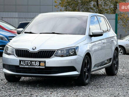 Серый Шкода Фабия, объемом двигателя 1.4 л и пробегом 210 тыс. км за 8500 $, фото 1 на Automoto.ua