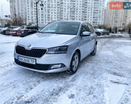 Сірий Шкода Фабія, об'ємом двигуна 1 л та пробігом 217 тис. км за 8000 $, фото 1 на Automoto.ua