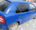 Синий Шкода Фабия, объемом двигателя 1.4 л и пробегом 250 тыс. км за 3200 $, фото 2 на Automoto.ua