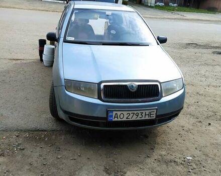 Синий Шкода Фабия, объемом двигателя 1.4 л и пробегом 125 тыс. км за 3100 $, фото 2 на Automoto.ua