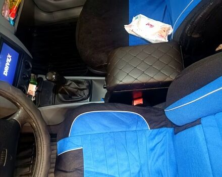 Синій Шкода Фабія, об'ємом двигуна 1.4 л та пробігом 280 тис. км за 2880 $, фото 5 на Automoto.ua