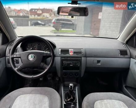 Синій Шкода Фабія, об'ємом двигуна 1.4 л та пробігом 352 тис. км за 2150 $, фото 24 на Automoto.ua