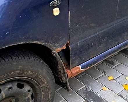 Синій Шкода Фабія, об'ємом двигуна 1.4 л та пробігом 480 тис. км за 2500 $, фото 6 на Automoto.ua