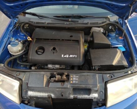 Синій Шкода Фабія, об'ємом двигуна 1.4 л та пробігом 250 тис. км за 2850 $, фото 6 на Automoto.ua