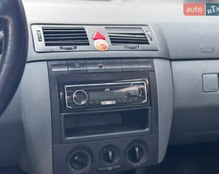 Синій Шкода Фабія, об'ємом двигуна 1.4 л та пробігом 352 тис. км за 2150 $, фото 30 на Automoto.ua