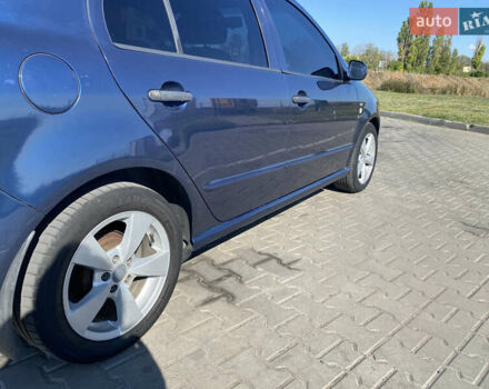 Синий Шкода Фабия, объемом двигателя 1.4 л и пробегом 289 тыс. км за 4200 $, фото 6 на Automoto.ua