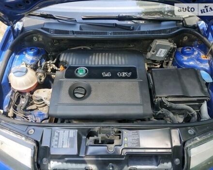 Синій Шкода Фабія, об'ємом двигуна 1.4 л та пробігом 198 тис. км за 4099 $, фото 12 на Automoto.ua
