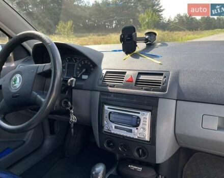 Синій Шкода Фабія, об'ємом двигуна 1.4 л та пробігом 180 тис. км за 4200 $, фото 18 на Automoto.ua
