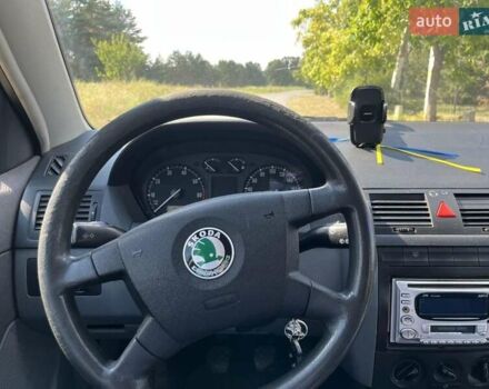 Синій Шкода Фабія, об'ємом двигуна 1.4 л та пробігом 180 тис. км за 4200 $, фото 15 на Automoto.ua